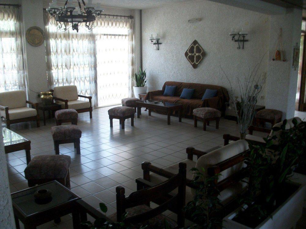 Efi Hotel Malia Esterno foto