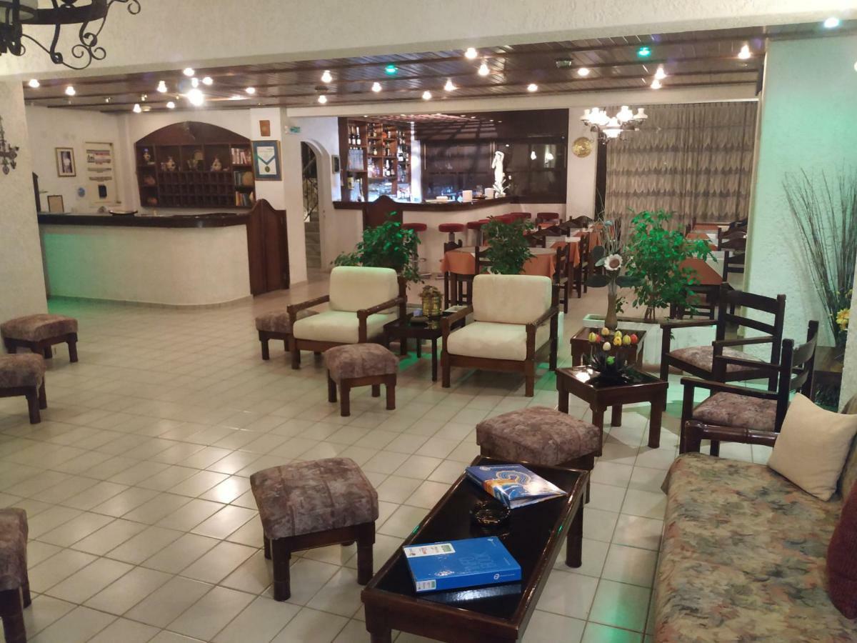 Efi Hotel Malia Esterno foto
