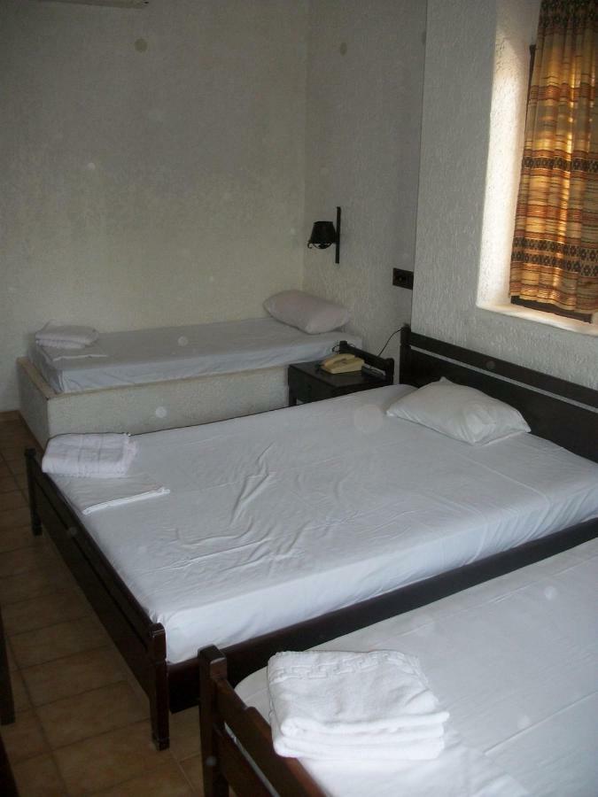 Efi Hotel Malia Esterno foto